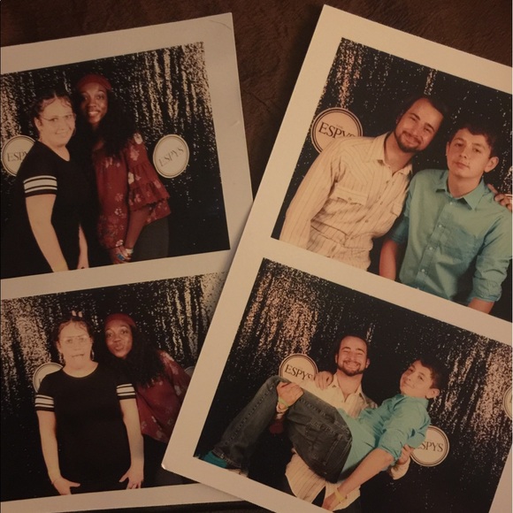 CLOSET WILL BE CLOSED UNTIL FURTHER NOTICE 🛑 ✋🏻 - Picture 2 of 3